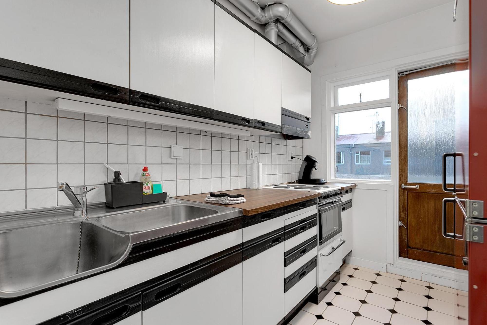 Modern 2br Flat In *